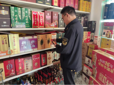 禹會區(qū)市場監(jiān)管局開展酒類食品專項檢查，筑牢酒類經(jīng)營安全防線
